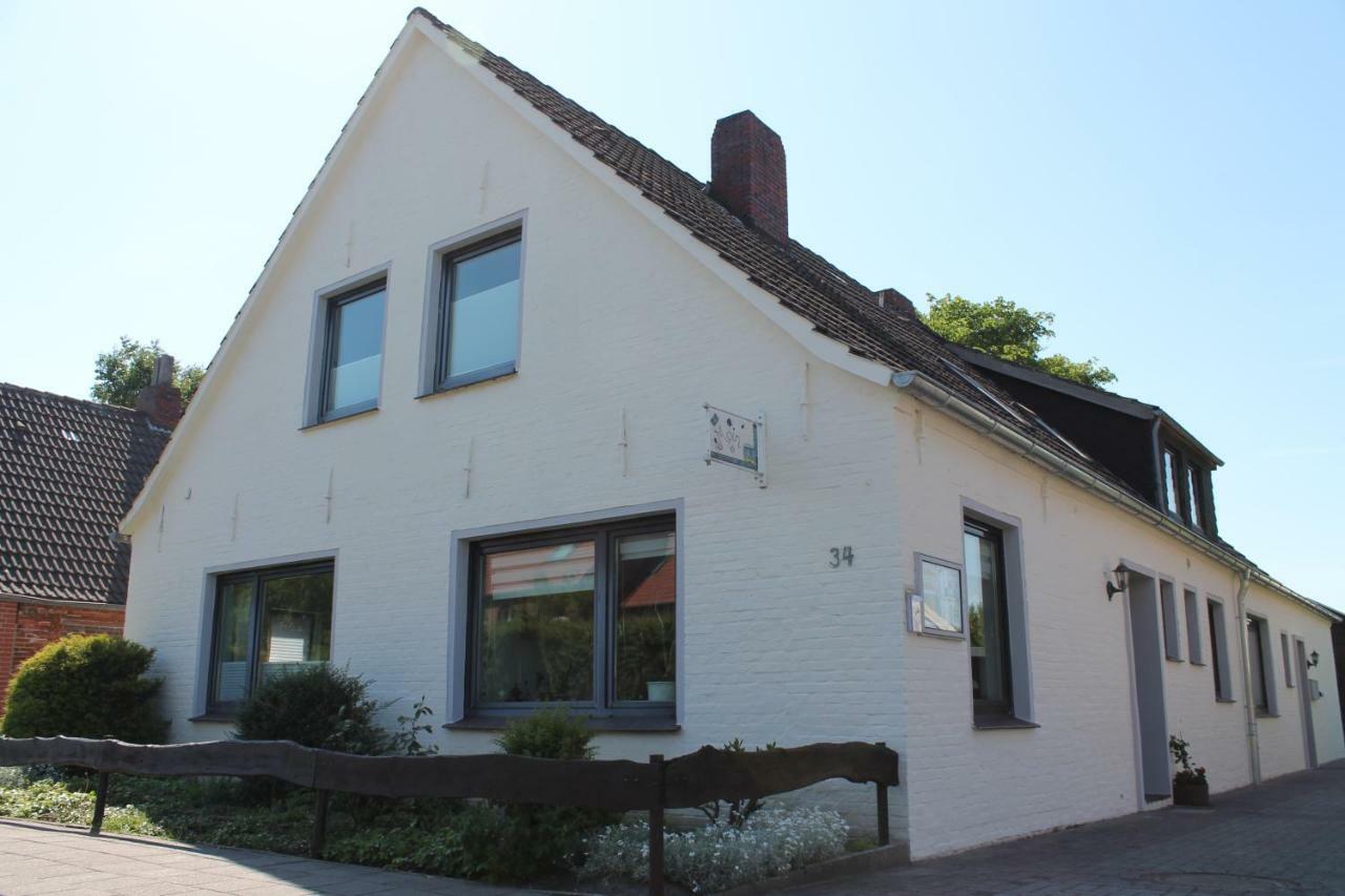 Ferienwohnungen Im Gaestehaus Sieberns Carolinensiel Exterior foto